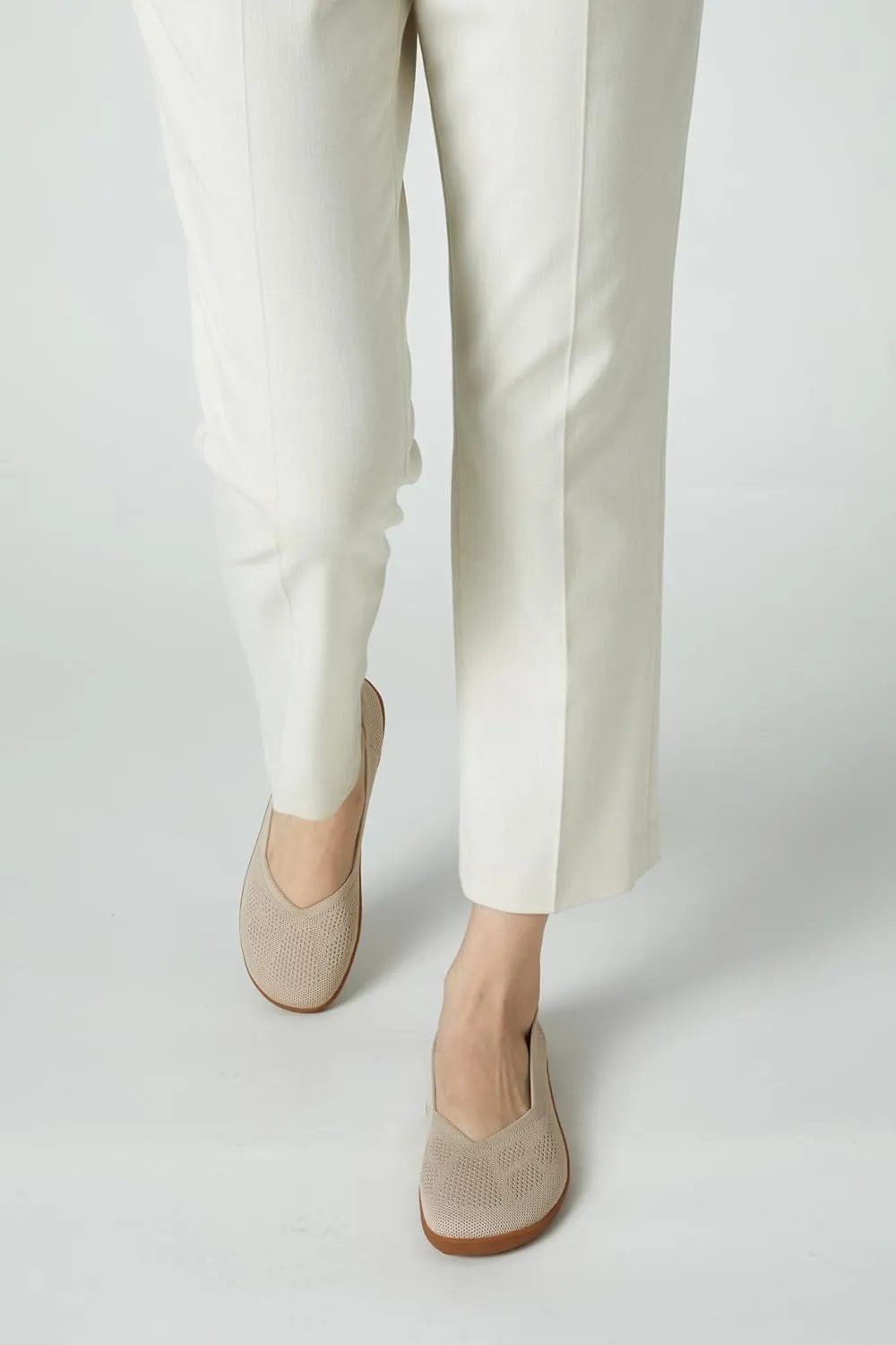 Arromic Women Flats Comfortale V-Cut Flat Shoes for Women Ballet Flats Wide Toe Box