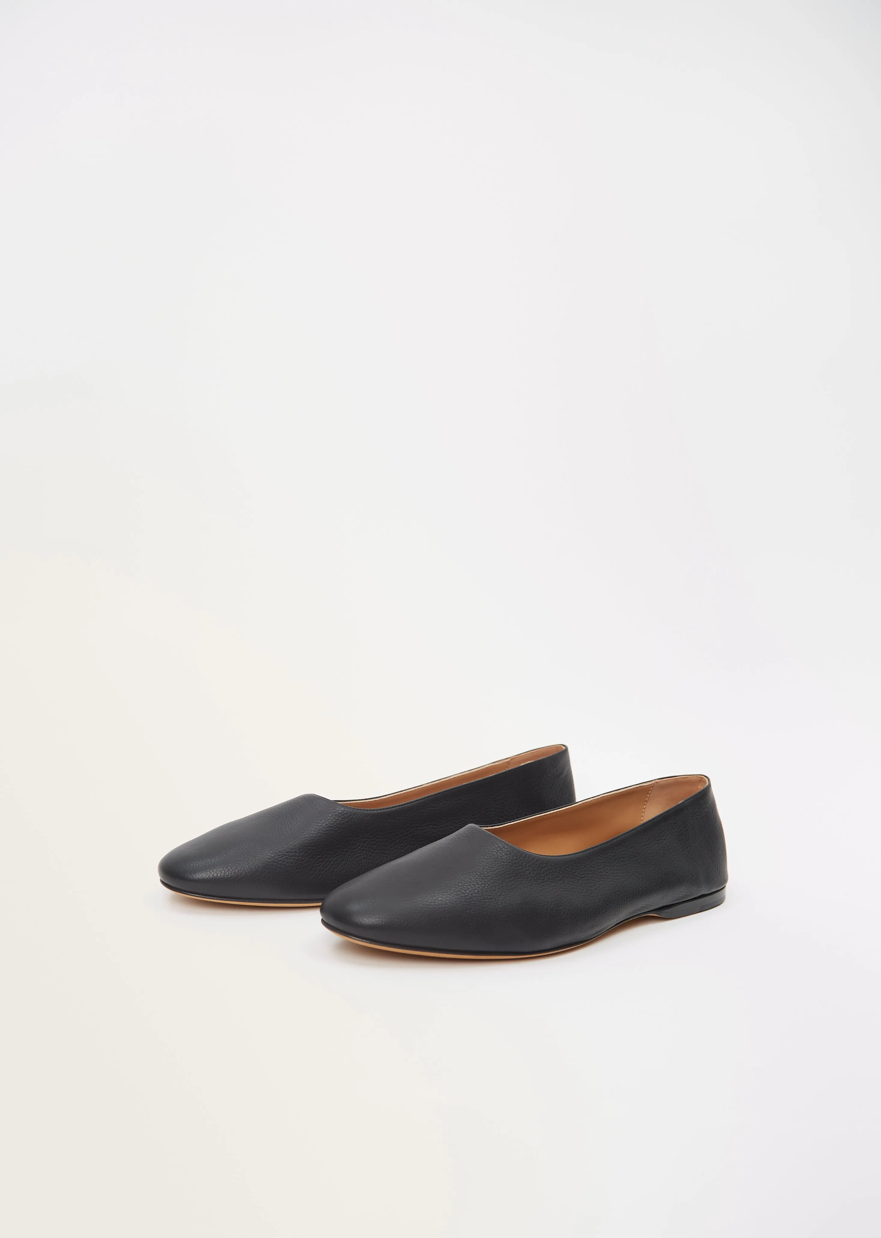 Awar Flat — Black