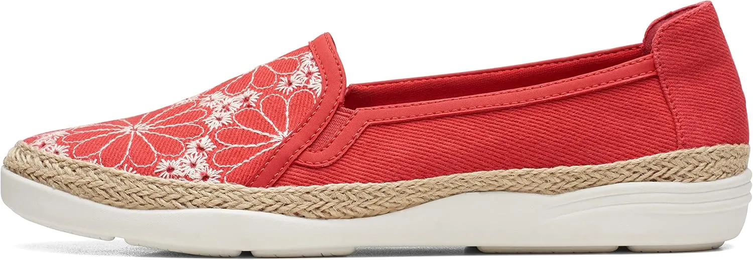 Clarks Women's Elaina Harbor Loafer