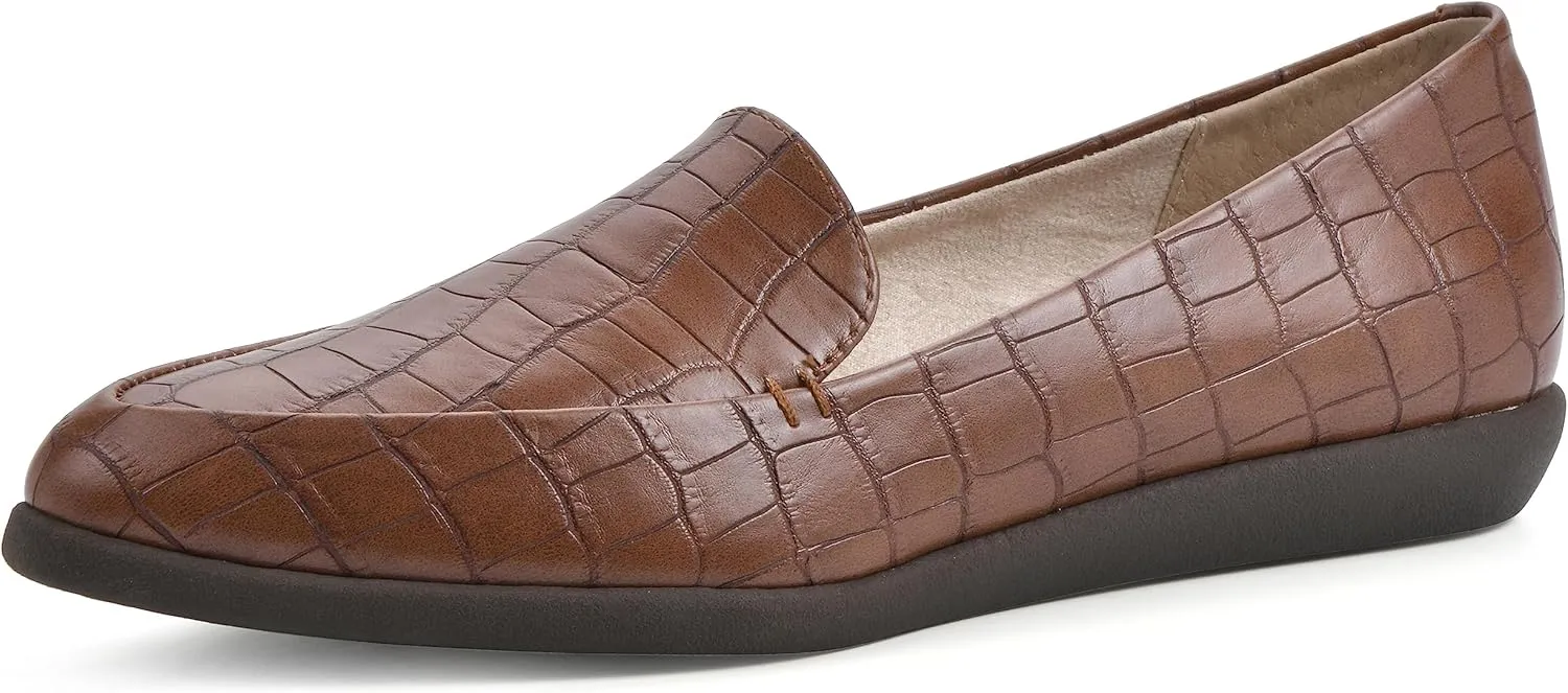 CLIFFS BY WHITE MOUNTAIN Women's Mint Tailored Loafer Flat