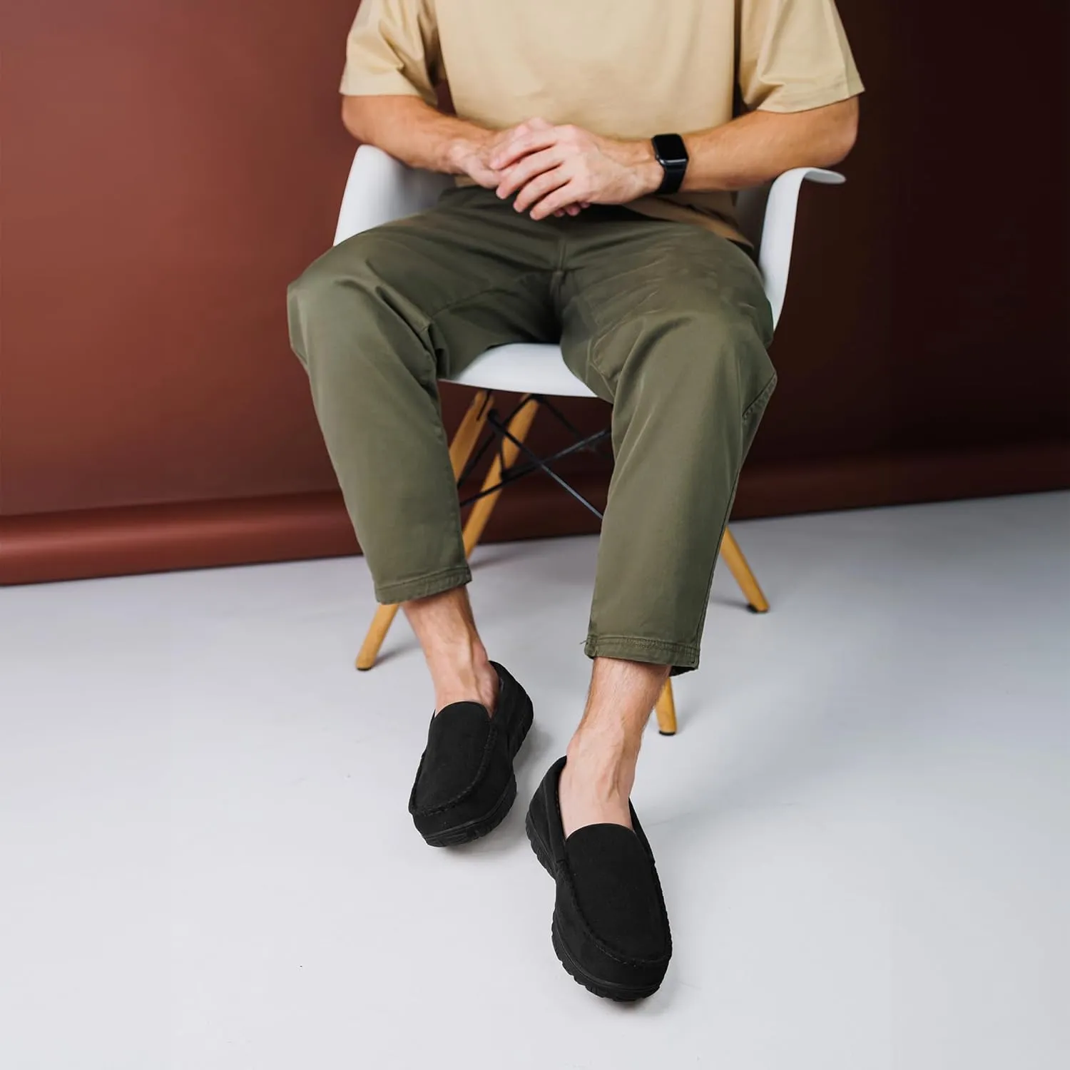 Festooning Men's Comfortable Bedroom Moccasin Slippers - Indoor/Outdoor