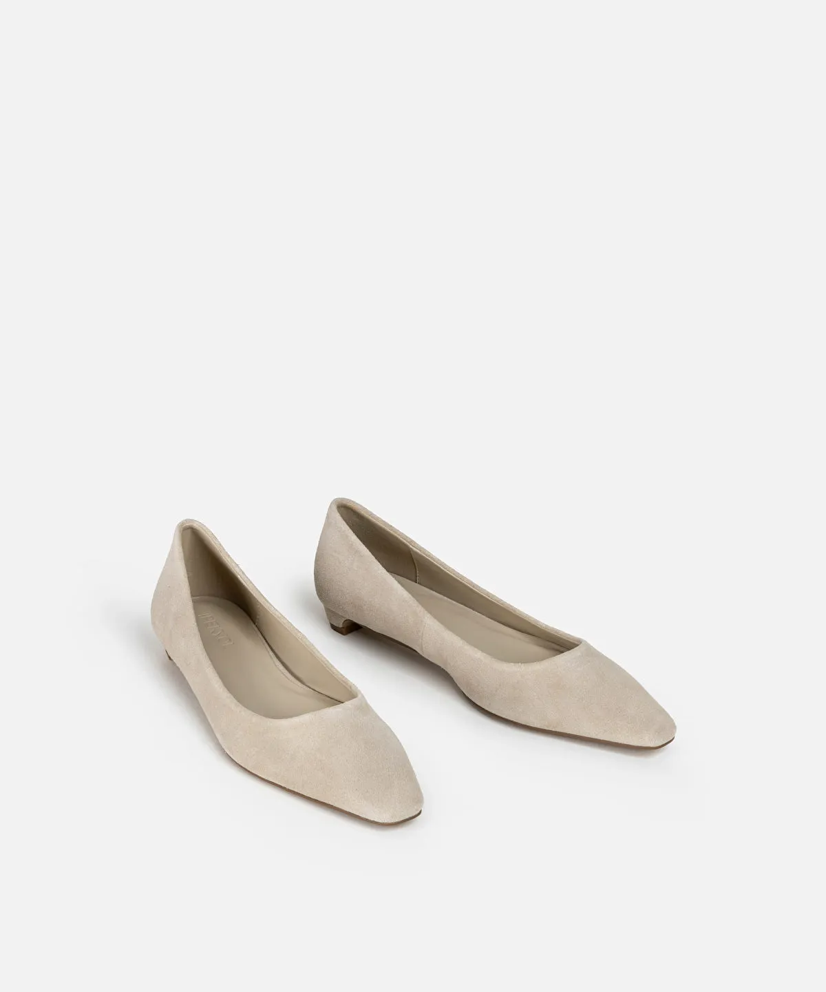 Kitten heel shoes