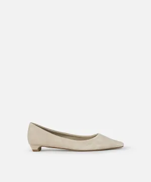 Kitten heel shoes