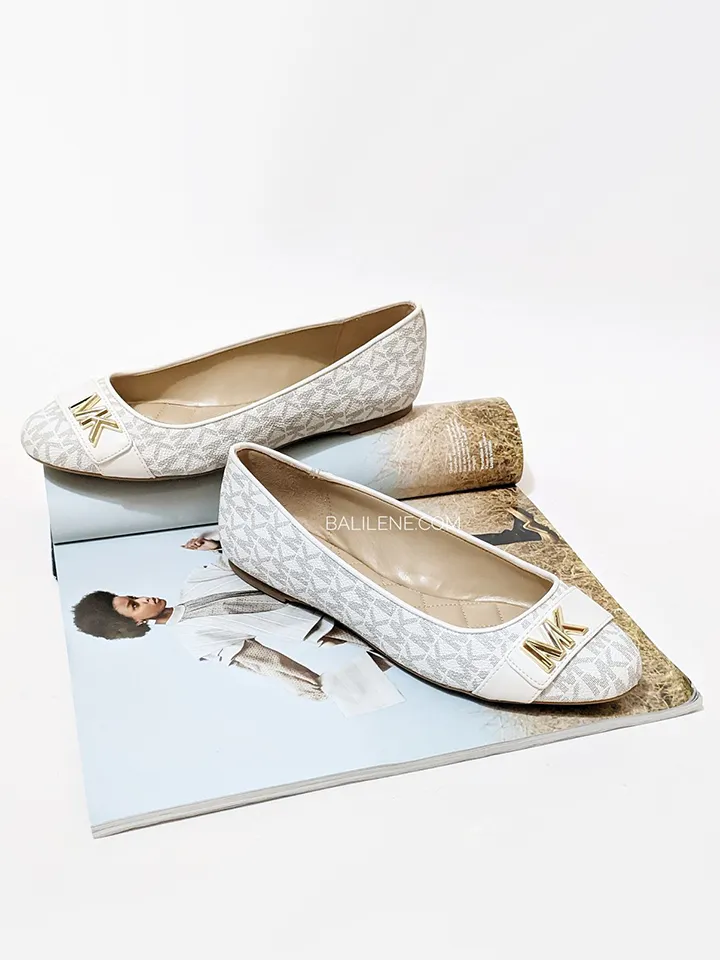 Michael Kors Jilly Logo Ballet Flat Vanilla