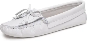 Minnetonka Women's Kilty Soft Leather Sole Moccasin