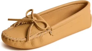 Minnetonka Women's Kilty Soft Leather Sole Moccasin
