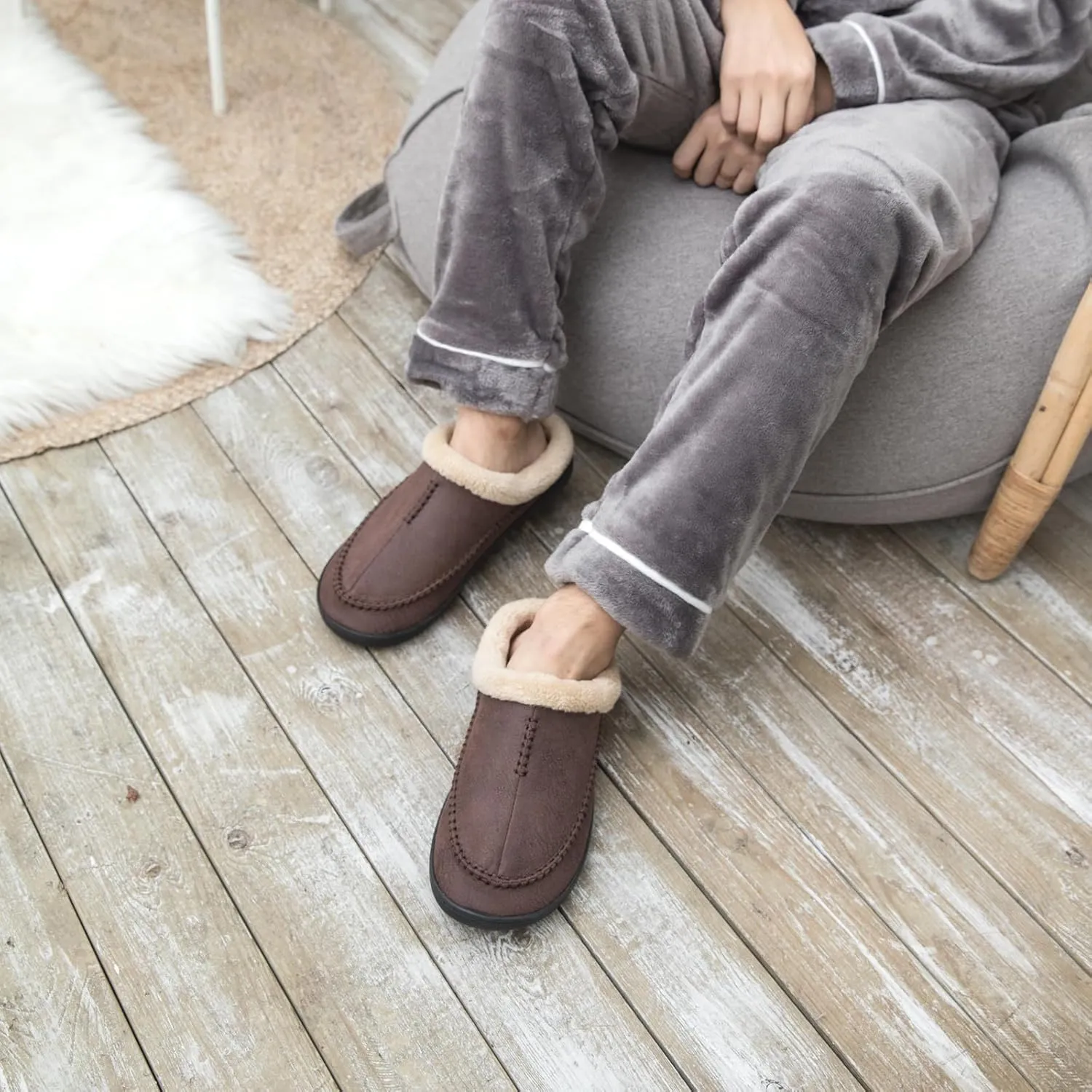 Moccasins for Men Memory Foam Slippers Men's House Shoes for Indoor Outdoor with Microsuede Fleece Fuzzy Lined