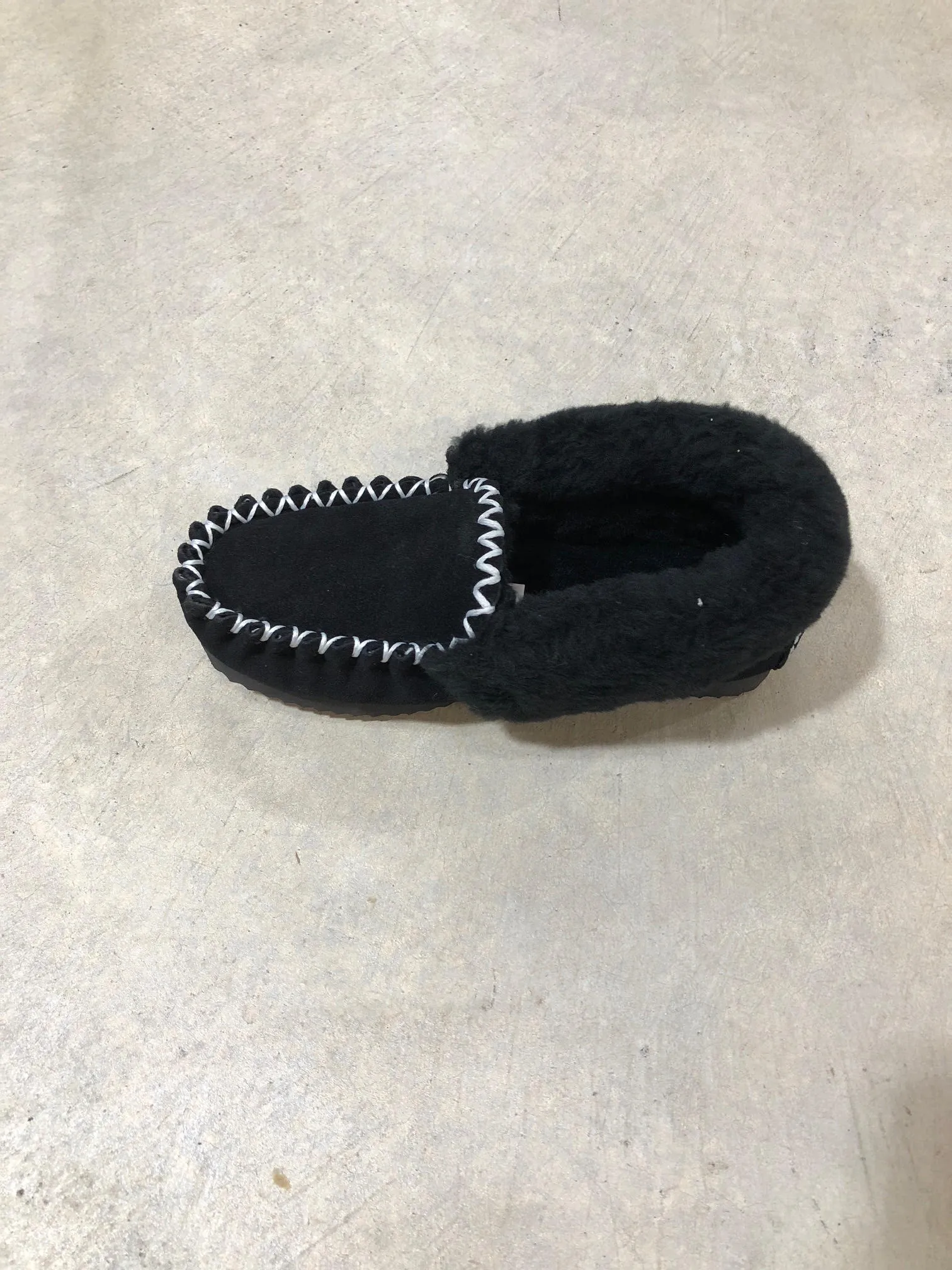 Molly Moccasin Black