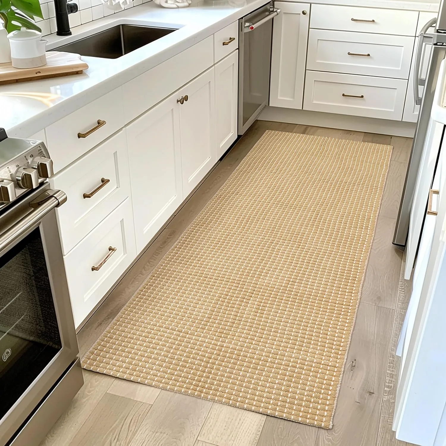 Natural Cotton Woven Hallway Runner Rug 2x6 ft Washable Boho Reversible Carpet Kitchen Rugs Farmhouse Entryway Runner Rugs Indoor for Bathroom Bedroom Laundry Room,Brown
