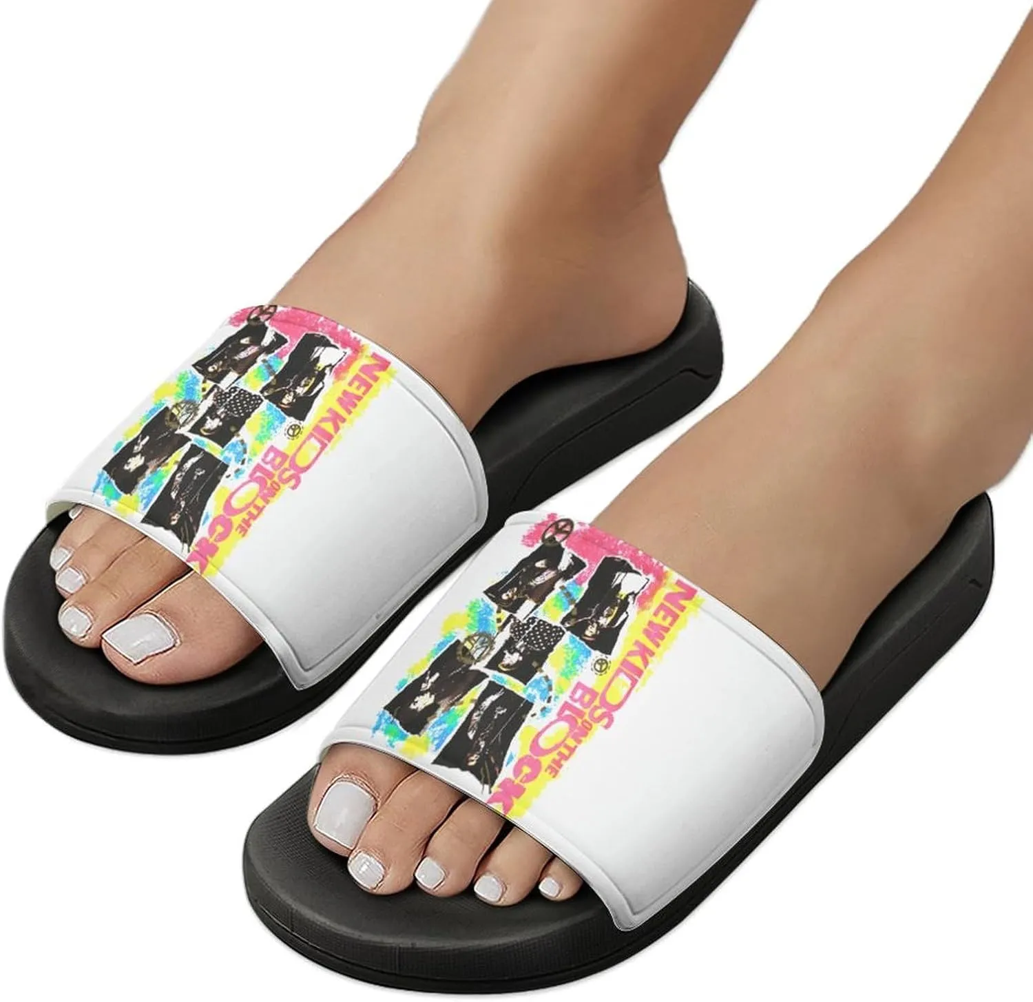 New Pop Kids Music On The Band Block PVC Home Slippers Womans Men Slipper Non Slip Lightweight Open Toe Shower Breathable Shoes Quick Drying Sandal