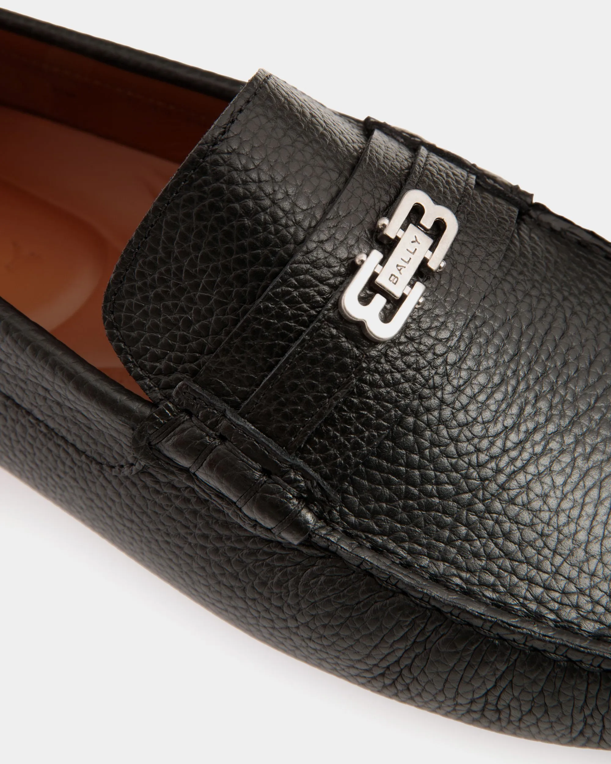 Pilot Driver in Black Grained Leather