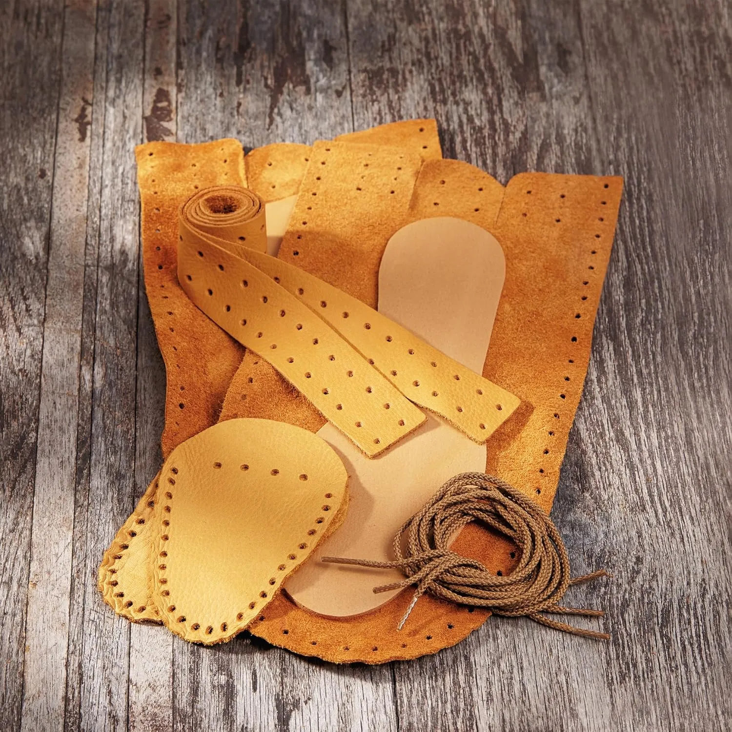 Realeather Adult Moccasin Leathercraft Kit, 10-11, Saddle Tan