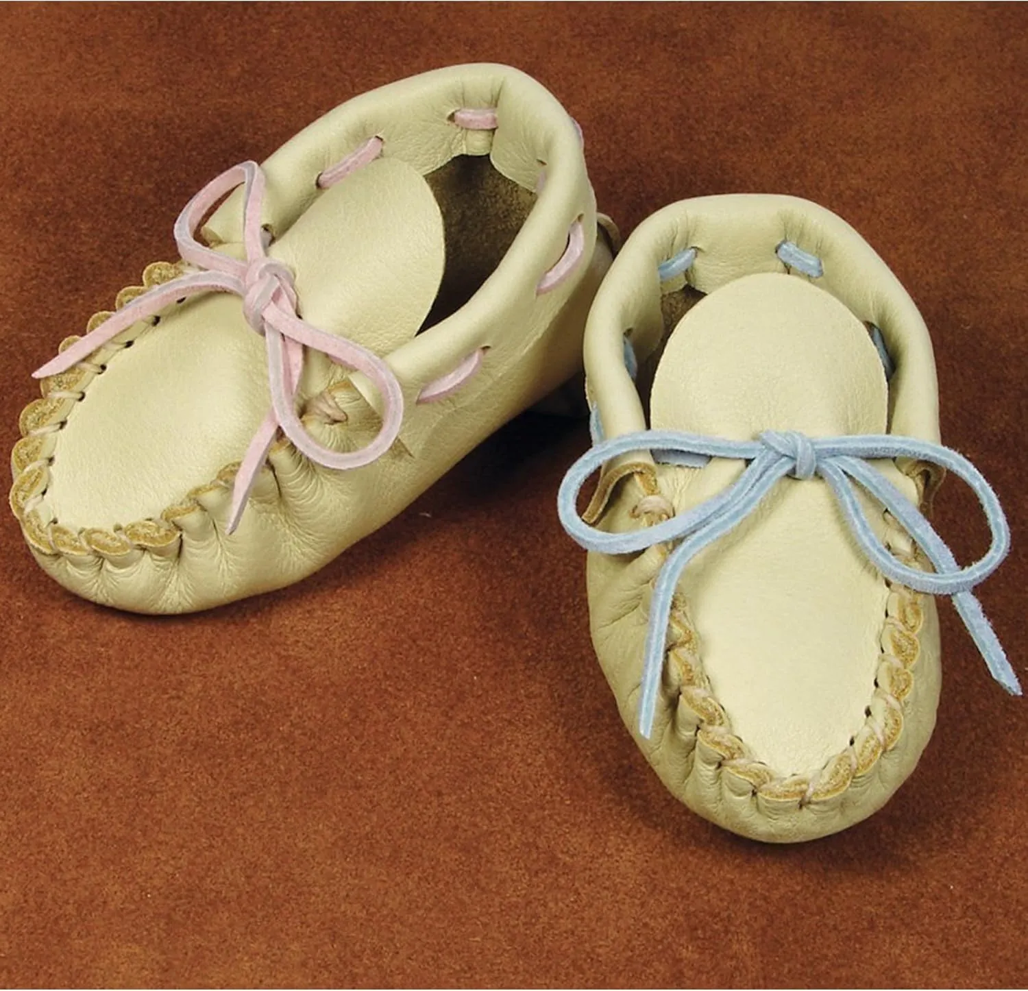 Realeather C4607-00 Baby Moccasin Leathercraft Kit, Size 6-9 Months, Buckskin, 1-Pair