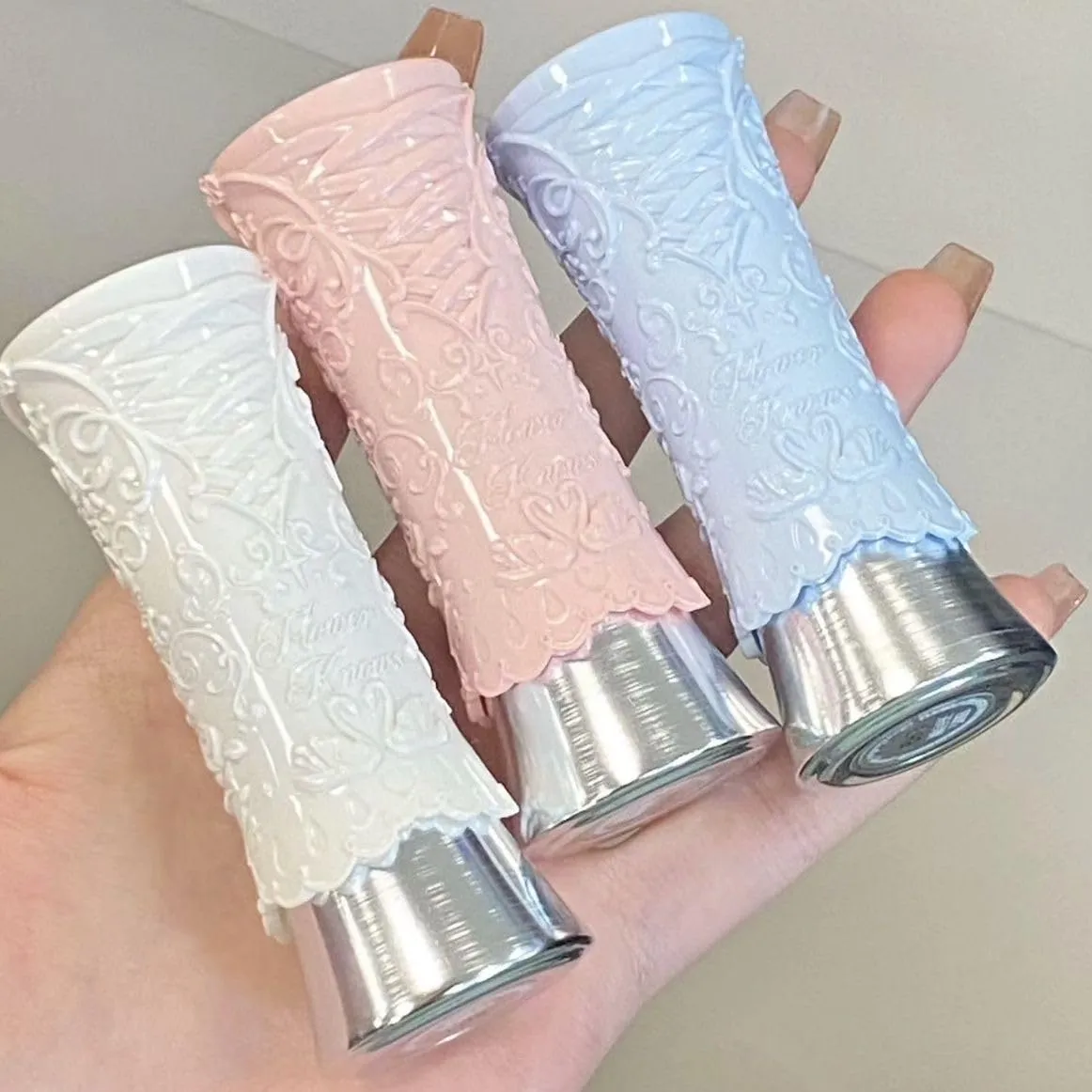 Swan Ballet Series Shine Lipstick Mirror Lip Gloss,Moisturizing Lip Oil Gloss, Non-sticky Transparent Lip Gloss (B03)