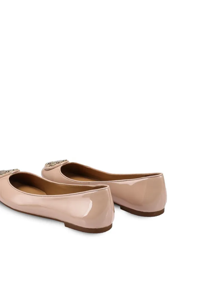 Tory Burch 55162 Claire Ballet Flat Patent Leather Goan Sand