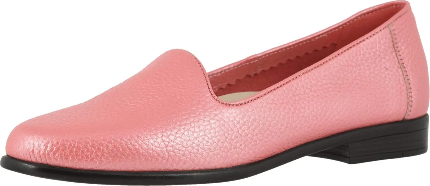 Trotters Women's Liz Tumbled Ballet Flat