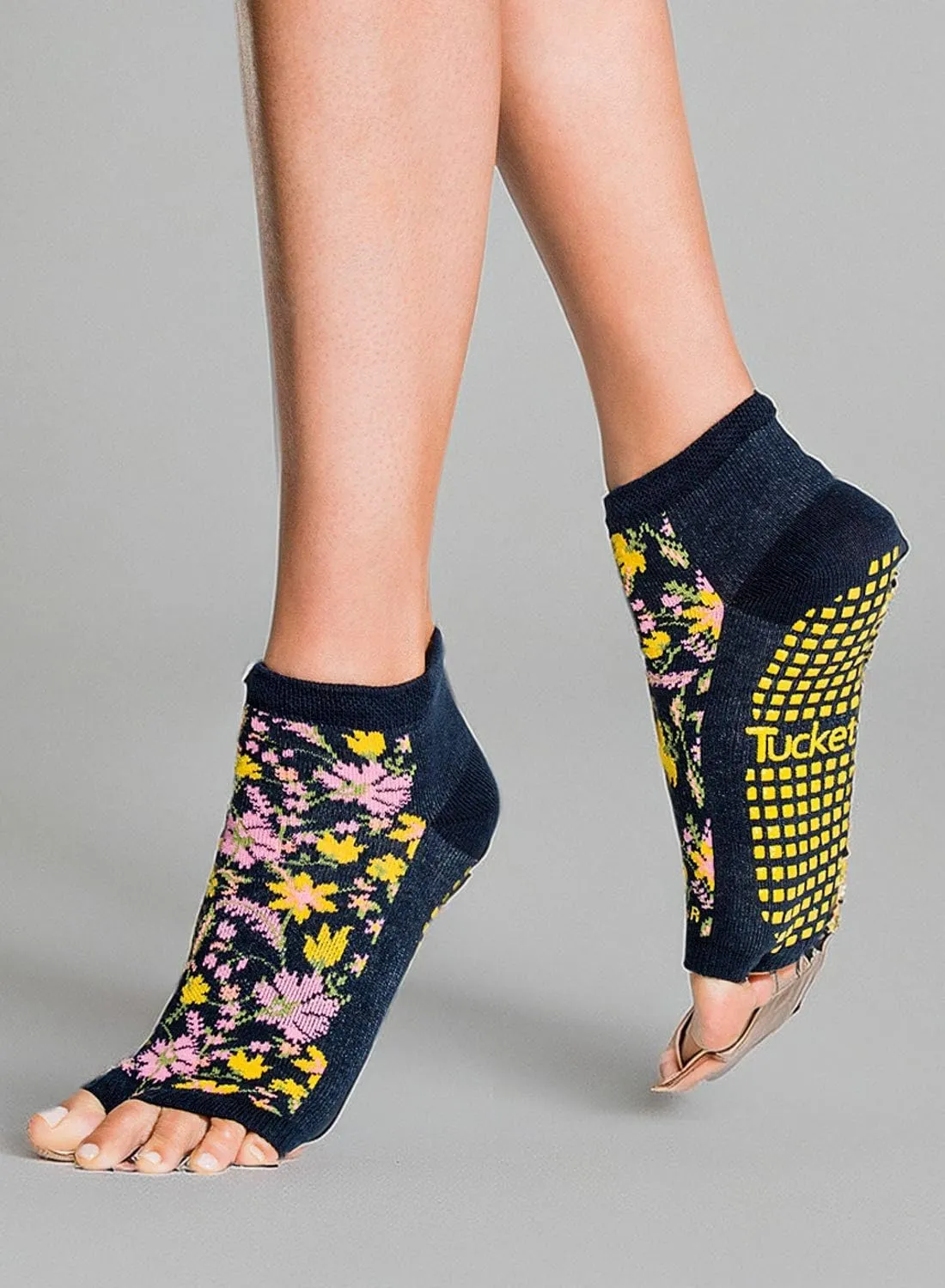 Tucketts Anklet Toeless Pilates Socks with Grips for Women, Non-Slip Ankle Toeless Yoga Socks with Grips for Barre, Size 5-13