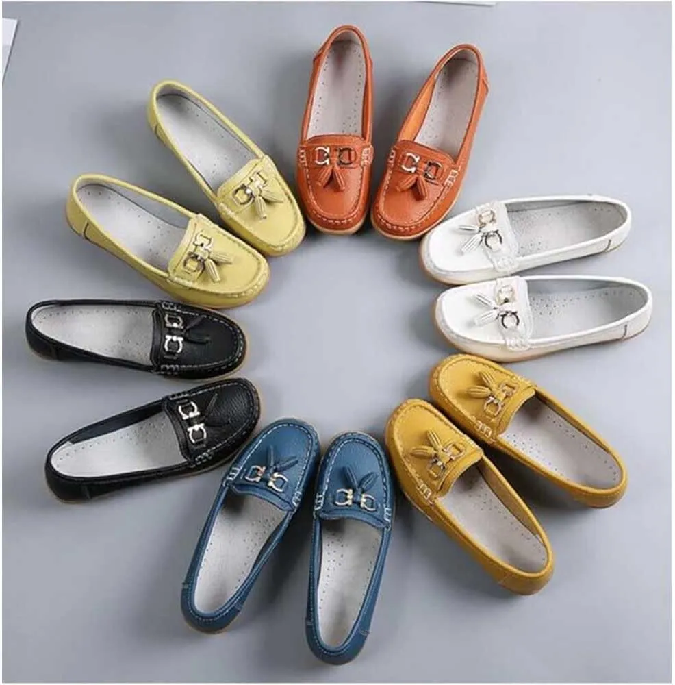 Women's Loafers Flat Metal Buckle Comfortable Lightweight Loafers Leather Slip-on Outdoor Driving Moccasion Boat Shoes for Women